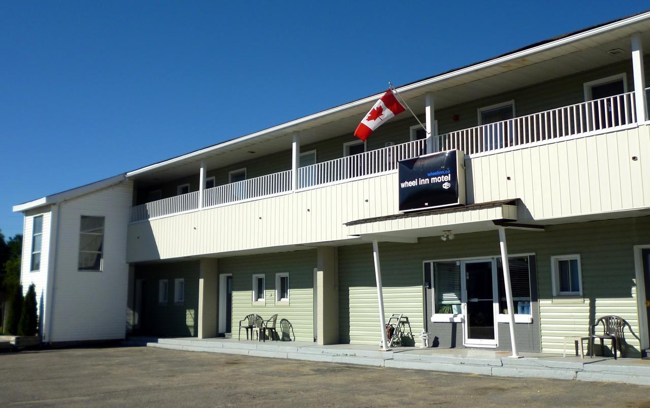 Wheel Inn Motel New Liskeard Eksteriør bilde