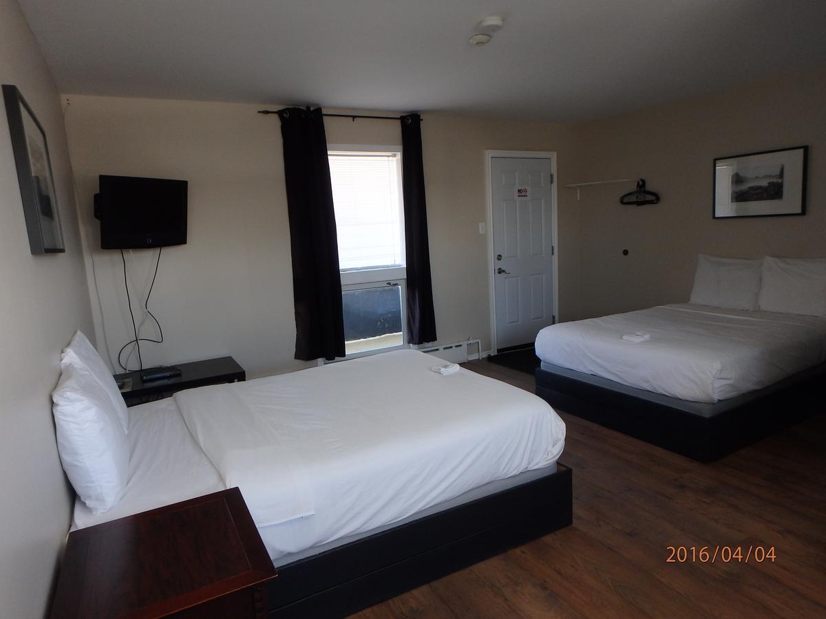 Wheel Inn Motel New Liskeard Eksteriør bilde